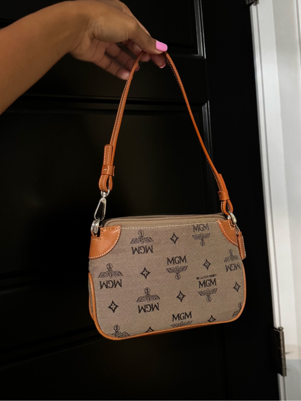 Shoulder bag